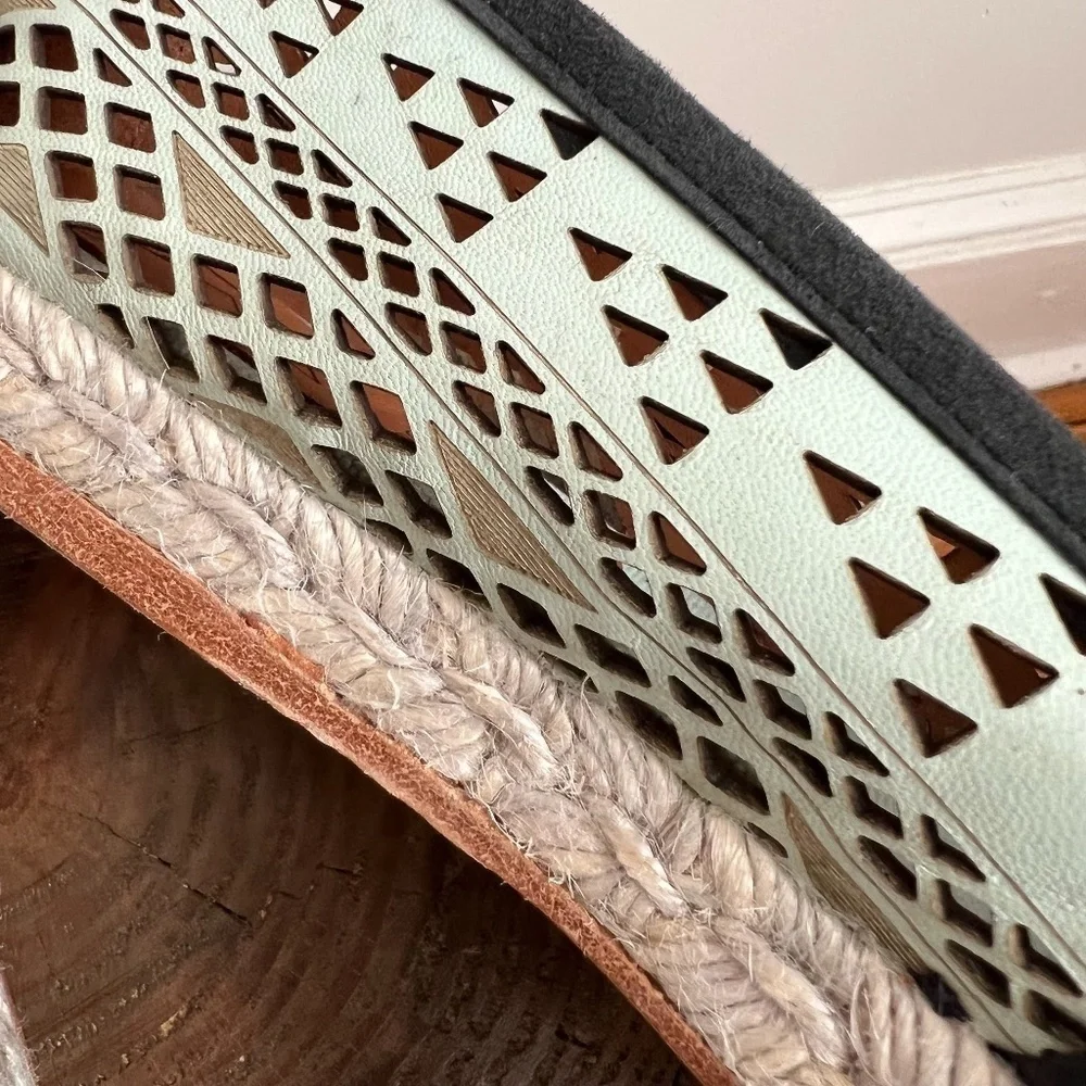 NEW COBRA SOCIETY Molly Wool and Leather Laser‎ Cut Tapestry Espadrilles Shoes 7
